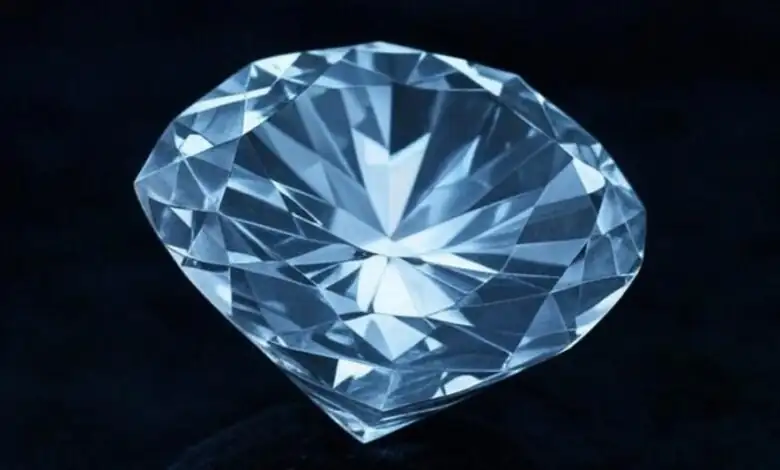 Исследователи из Китая получили самую редкую форму алмаза с гексагональной структурой masterok