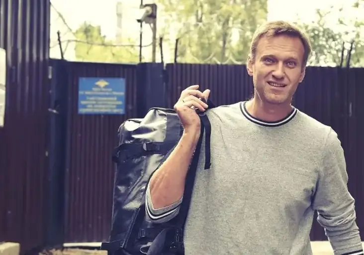 Улыбку его долго все помнить будут centuria1972